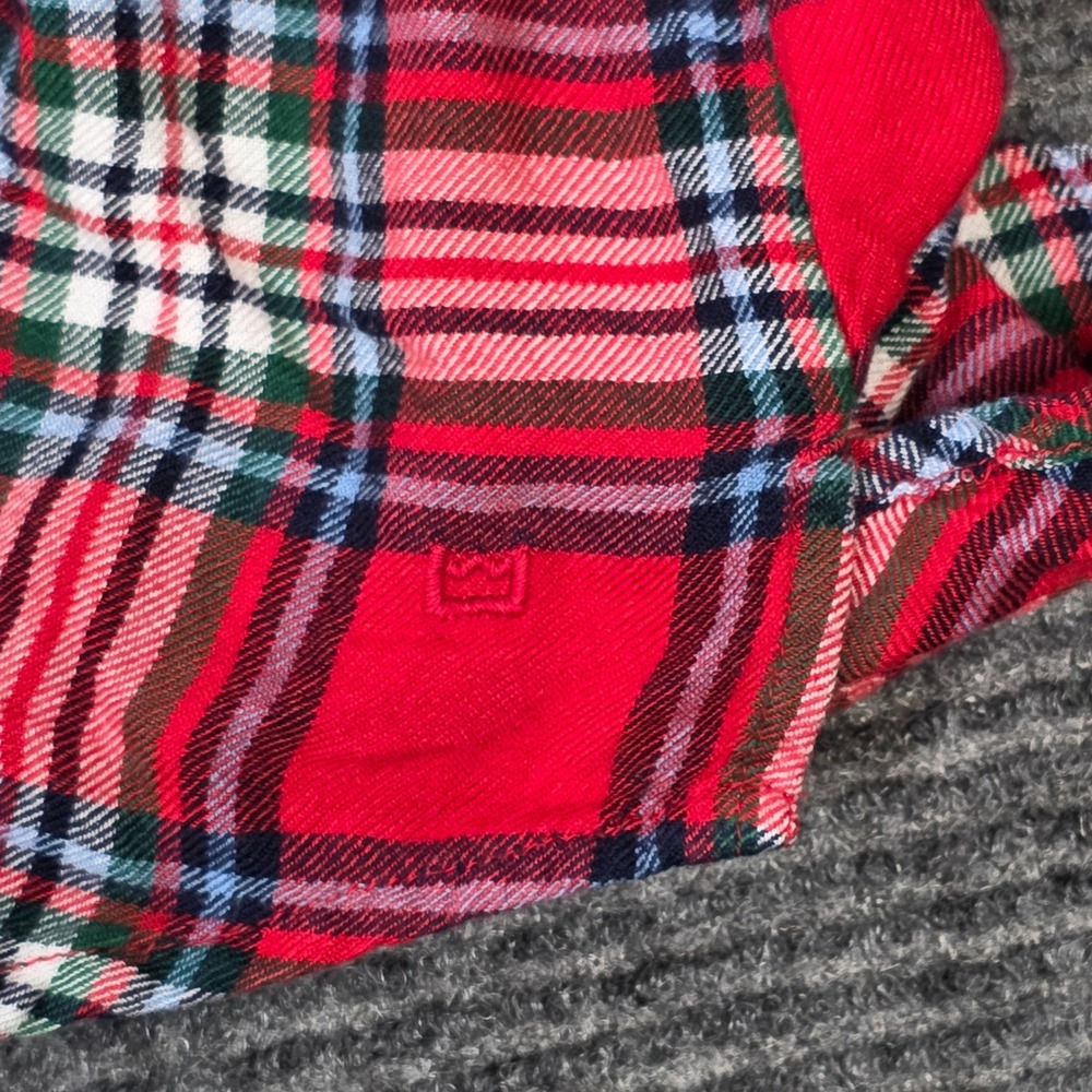 Crown & Ivy Plaid Top Women's Size M Red Blue Ruffle Henley‎ Rhinestone Buttons - Picture 9 of 9